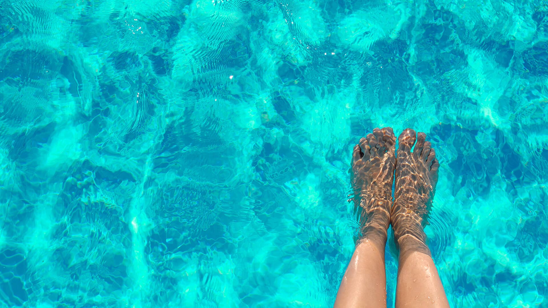 Pieds dans l'eau